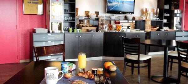 คีเรียด เอฟเรอร์ เนตเตอร์วิลล์ Hotel เอเวรอ ร้านอาหาร รูปภาพ